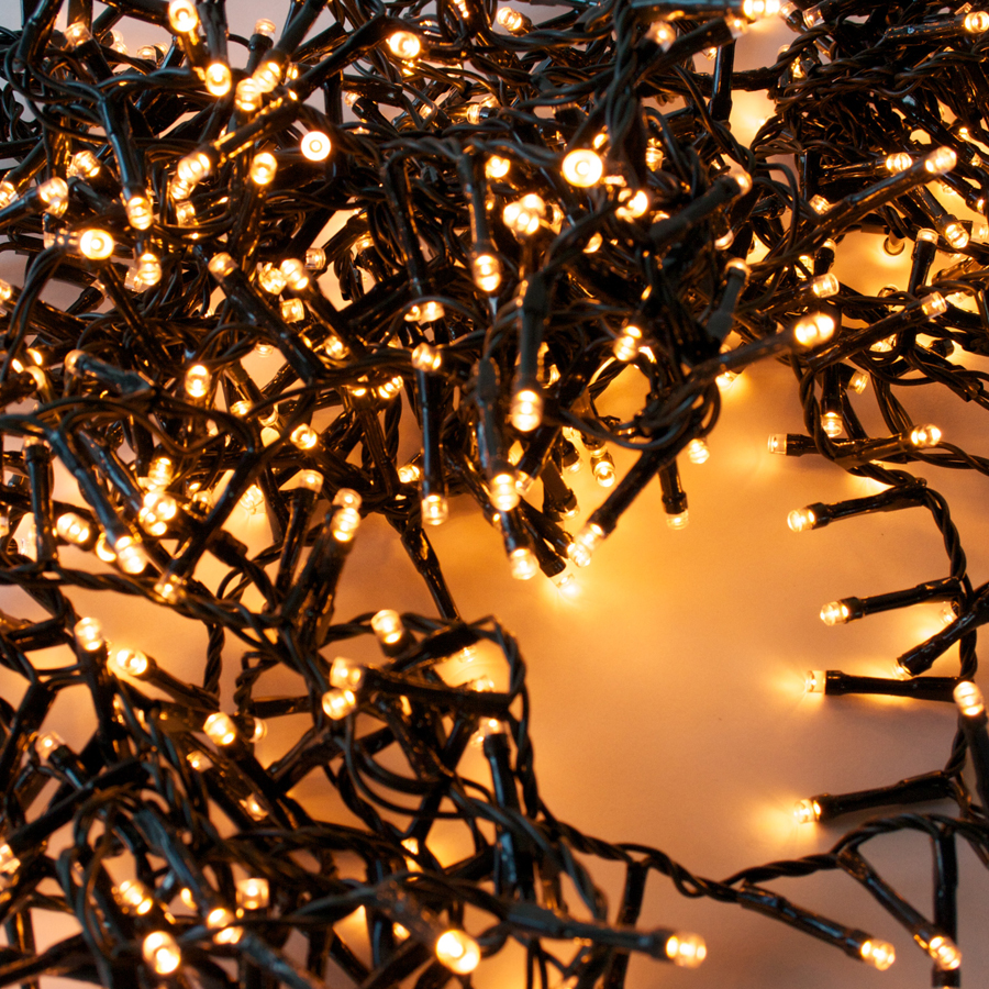 Weihnachtsbaum-Lichterkette mit 700 LEDs - Odenwaldtannen Bechtold